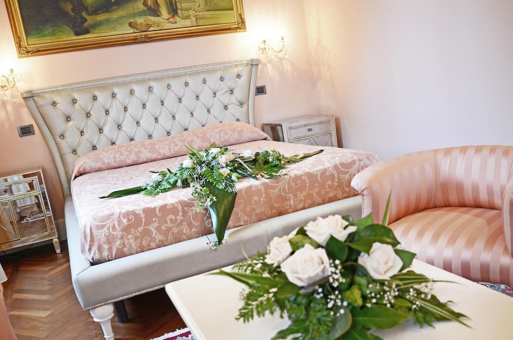Hotel Villa Borghesi Corte dei Cortesi ภายนอก รูปภาพ