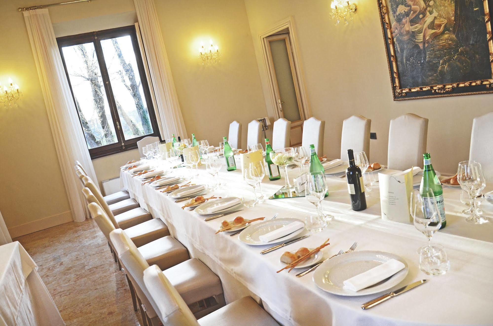 Hotel Villa Borghesi Corte dei Cortesi ภายนอก รูปภาพ